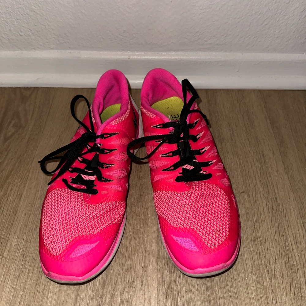 Used Pink Nike Free Run 5.0